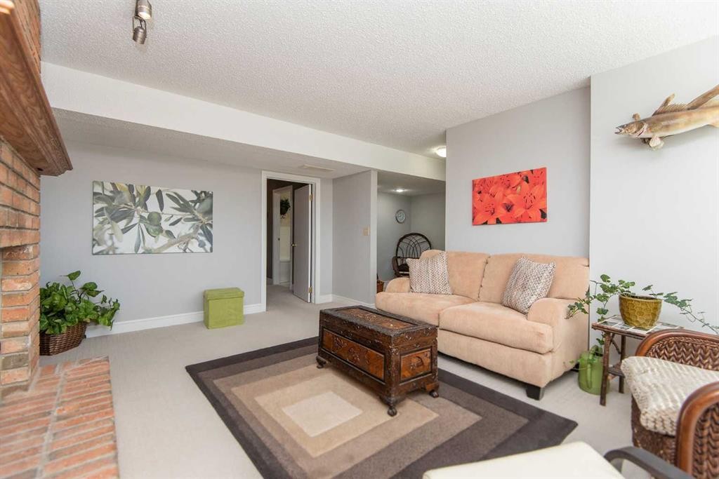 89 Mccullough Crescent, Red Deer, AB
