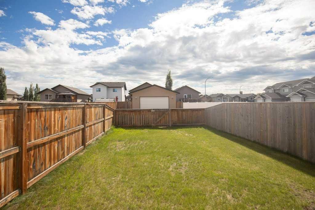 5 Crimson Court, Blackfalds, AB - Outdoor