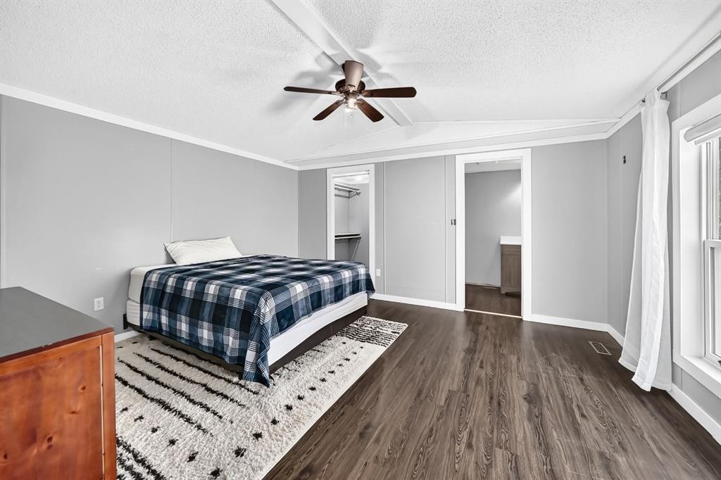 4716 41 Street Crescent, Innisfail, AB