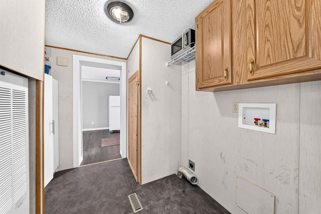 4716 41 Street Crescent, Innisfail, AB