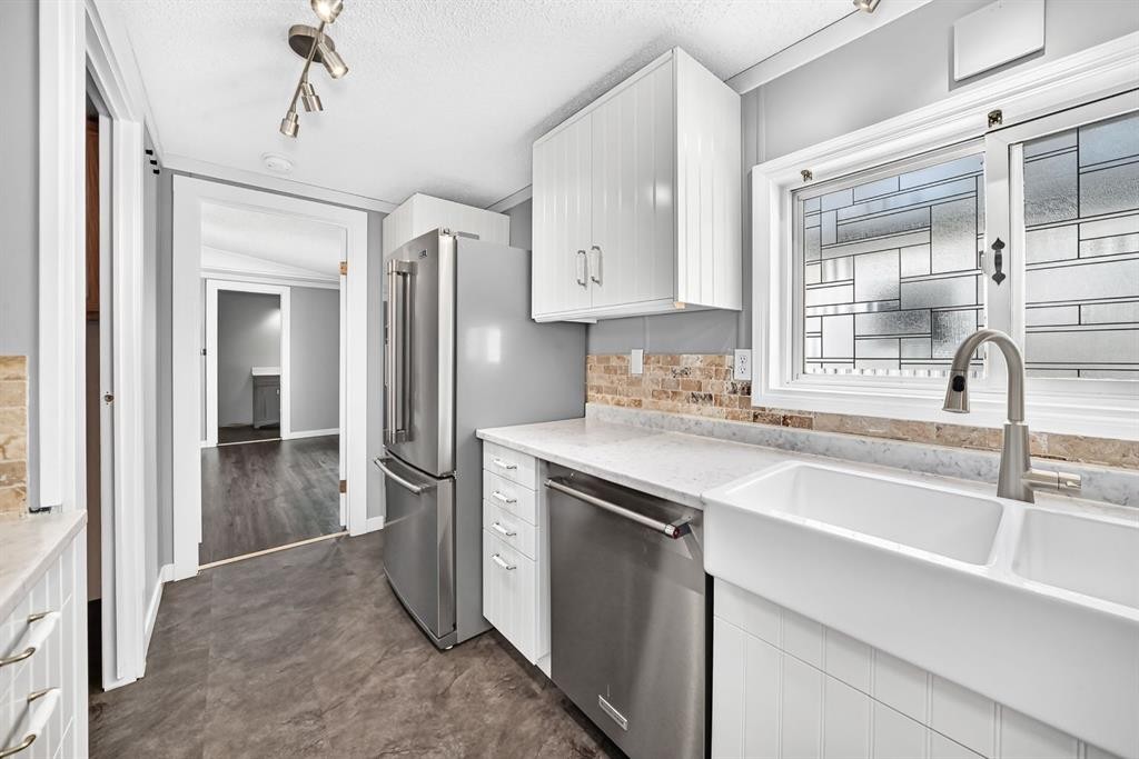 4716 41 Street Crescent, Innisfail, AB
