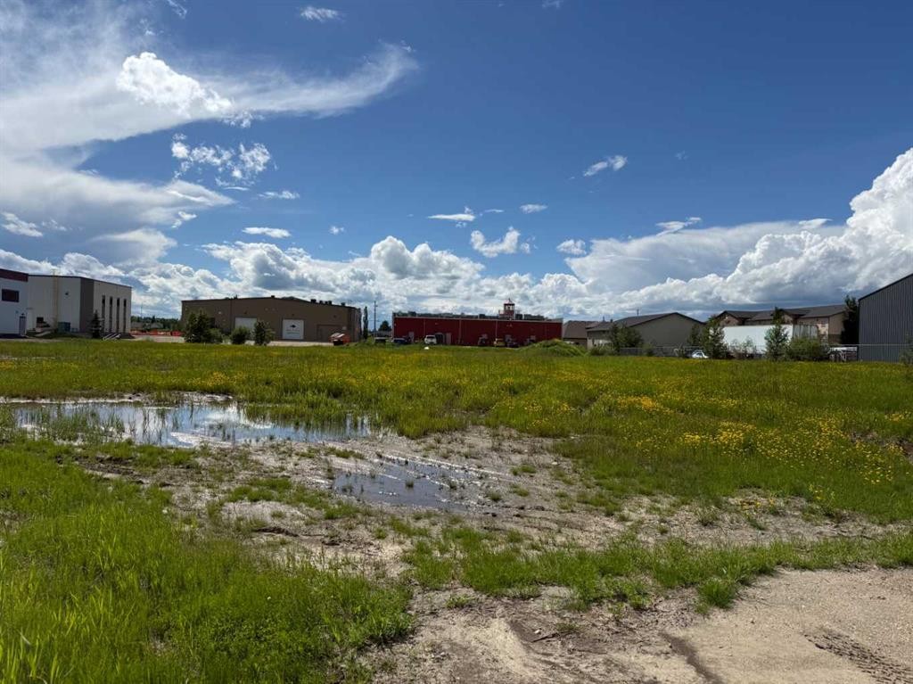 22 Thevenaz Trail, Sylvan Lake, AB
