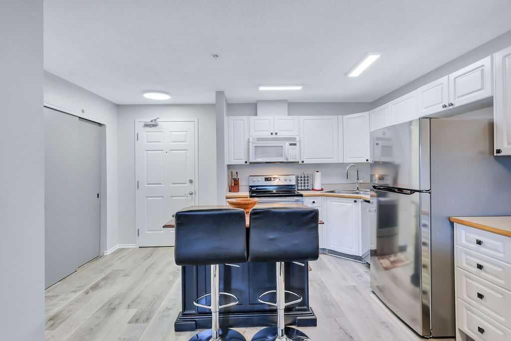 111-60 Jacobs Close, Red Deer, AB