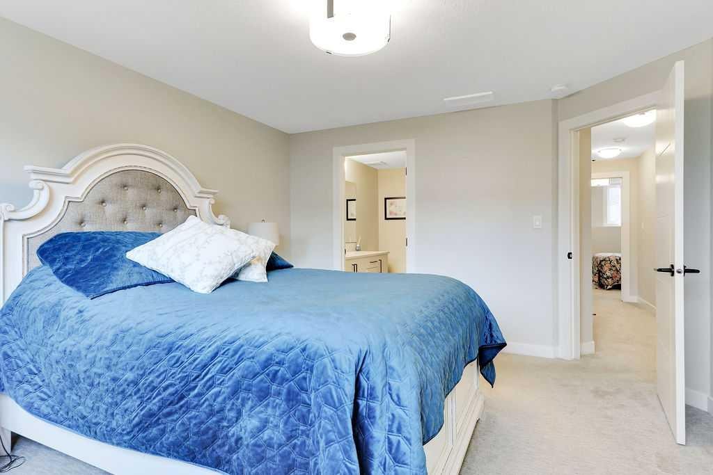 30 Evergreen Way, Red Deer, AB