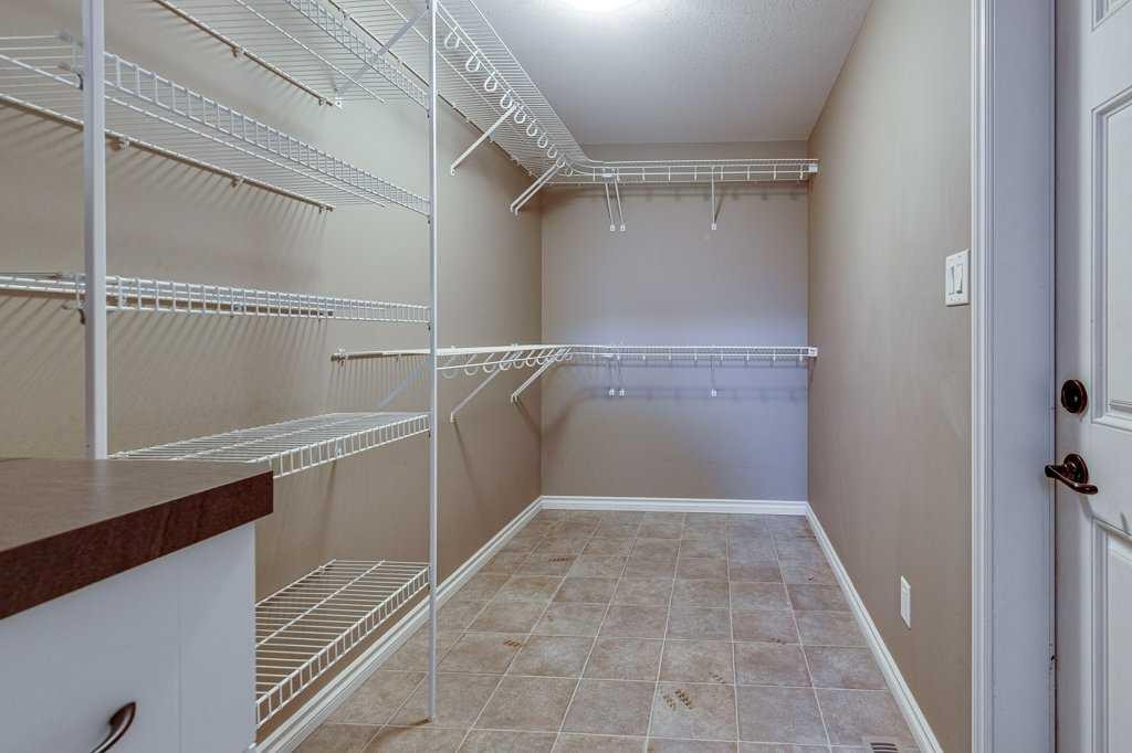 84 Windermere Close, Red Deer, AB