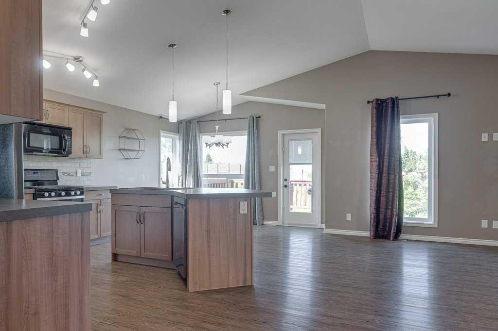 84 Windermere Close, Red Deer, AB