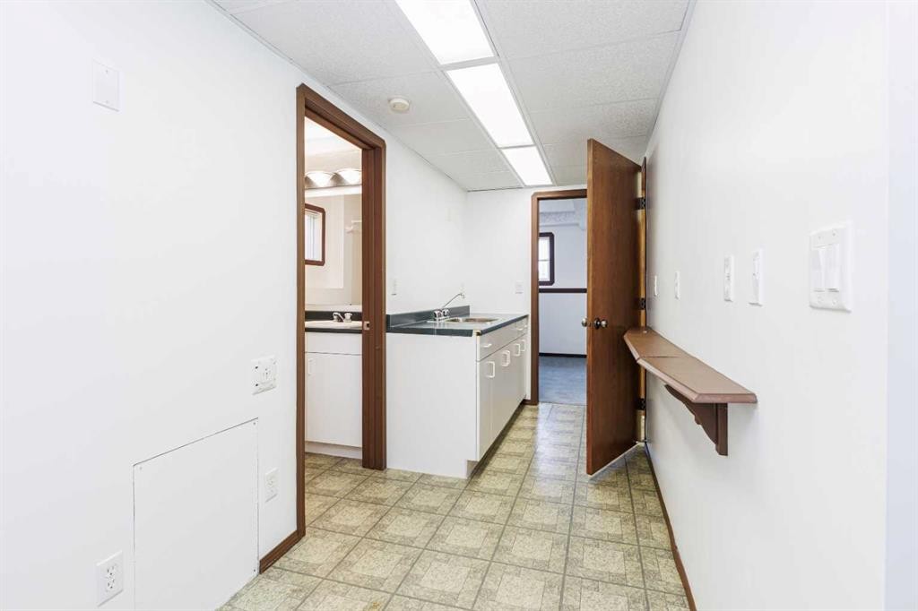 13 Duval Crescent, Red Deer, AB - Indoor Photo Showing Other Room