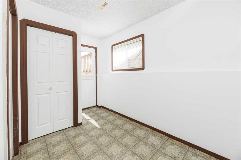 13 Duval Crescent, Red Deer, AB - Indoor Photo Showing Other Room