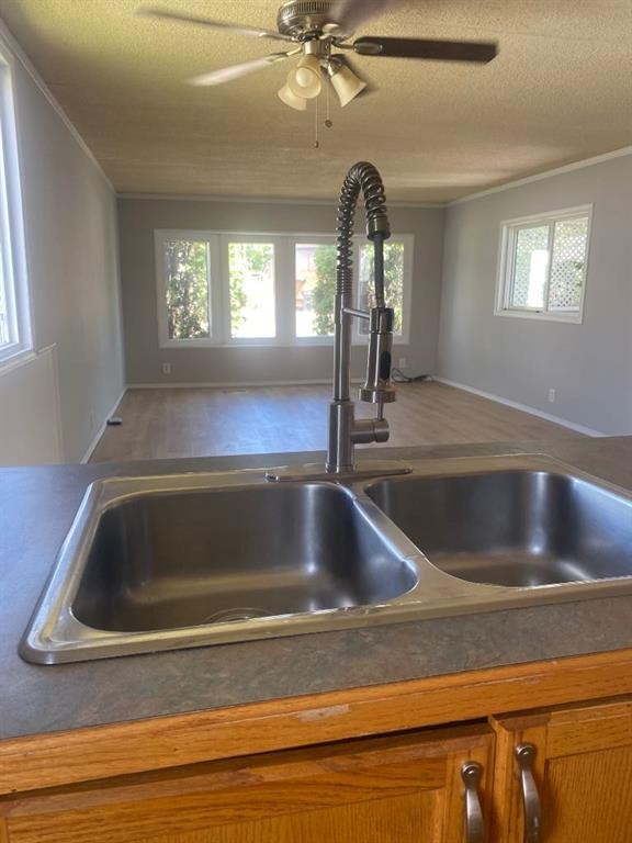 818-6834 59 Avenue, Red Deer, AB