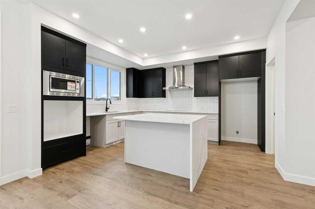 214 Sora Way Se, Calgary, AB