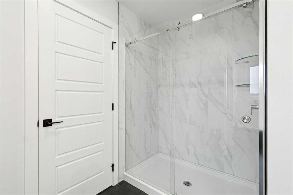214 Sora Way Se, Calgary, AB