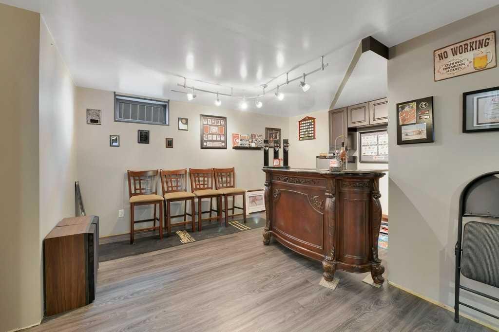 11 Greenham Drive, Red Deer, AB - Indoor