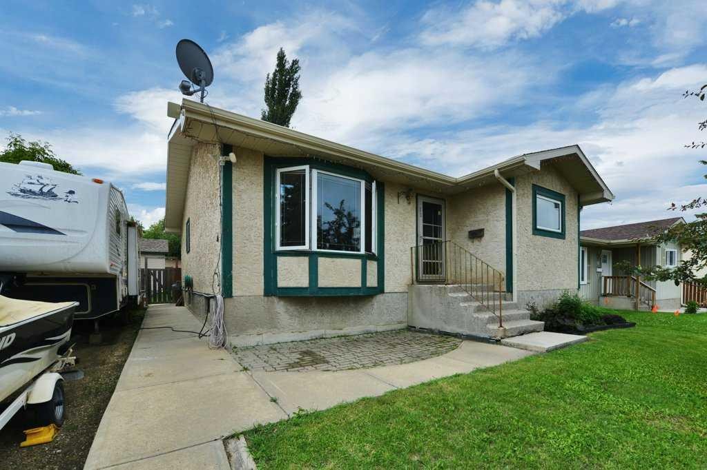 11 Greenham Drive, Red Deer, AB - Outdoor
