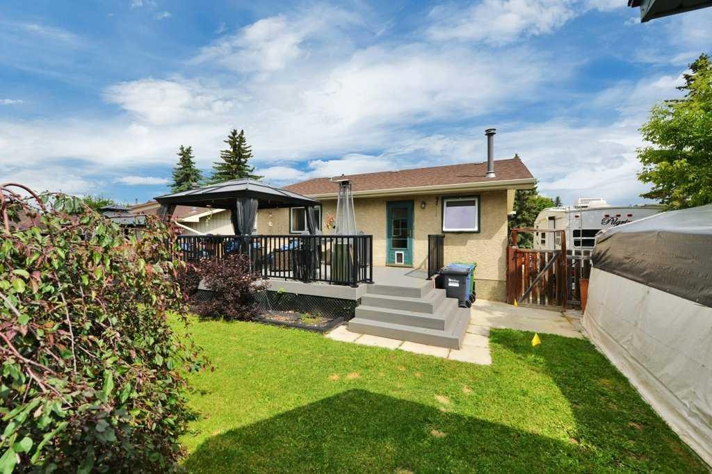 11 Greenham Drive, Red Deer, AB - Outdoor With Deck Patio Veranda