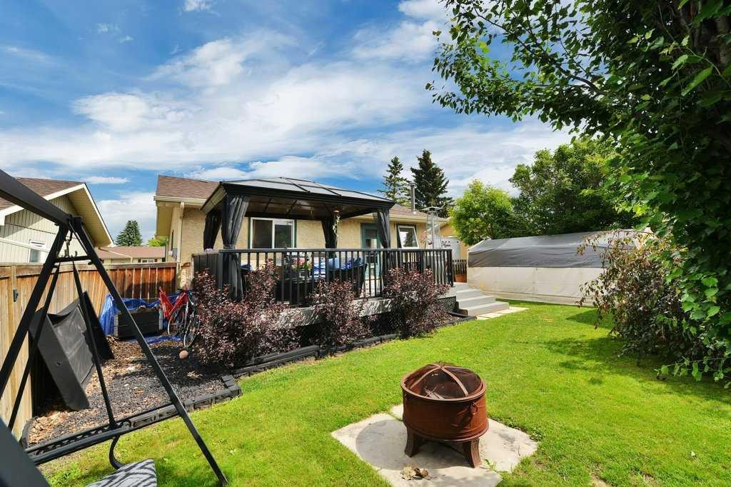 11 Greenham Drive, Red Deer, AB - Outdoor With Deck Patio Veranda