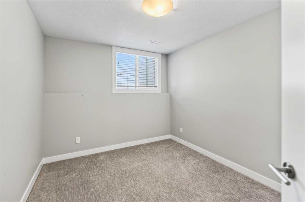 36 Evergreen Way, Red Deer, AB