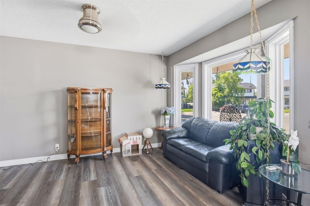 31 Kirsch Close, Red Deer, AB