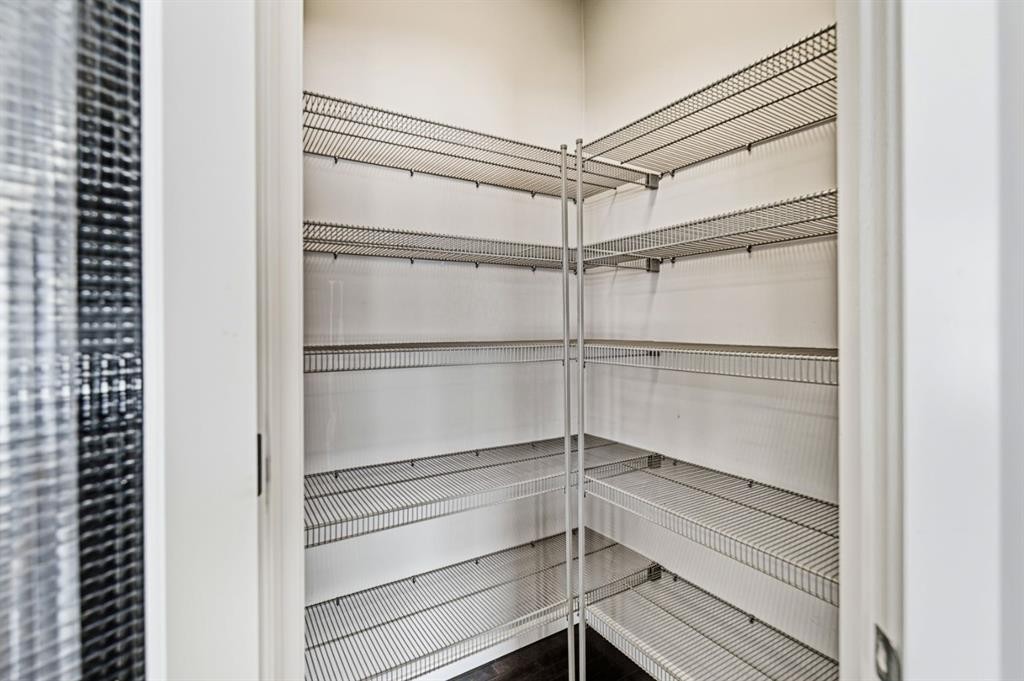 205 Van Slyke Way, Red Deer, AB - Indoor With Storage