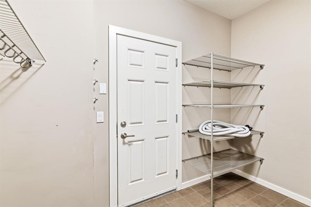 205 Van Slyke Way, Red Deer, AB - Indoor