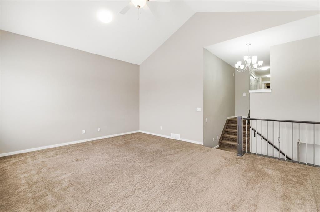 205 Van Slyke Way, Red Deer, AB - Indoor Photo Showing Other Room
