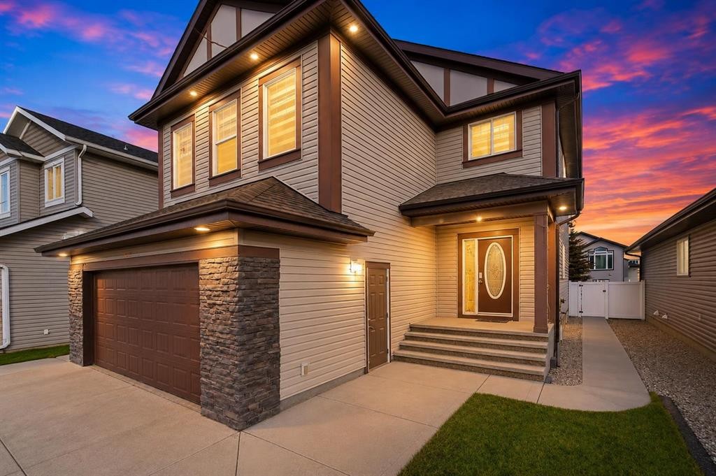 205 Van Slyke Way, Red Deer, AB - Outdoor
