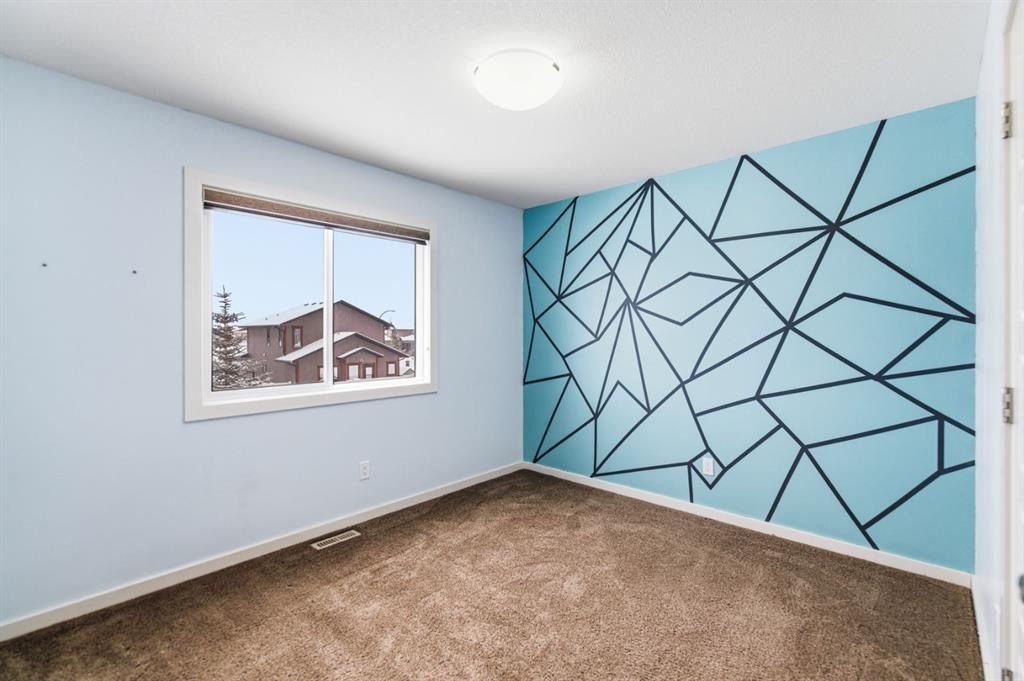 205 Van Slyke Way, Red Deer, AB - Indoor Photo Showing Other Room