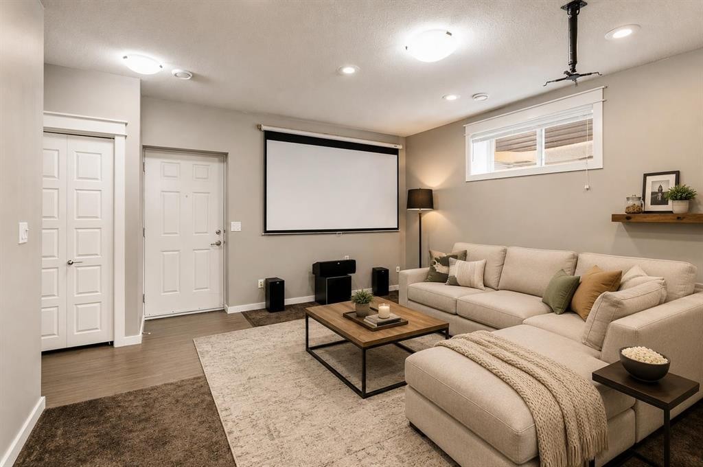 205 Van Slyke Way, Red Deer, AB - Indoor Photo Showing Living Room