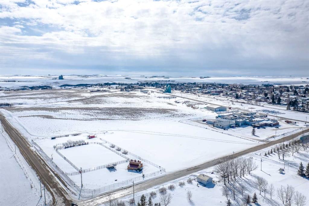 237 North, Trochu, AB