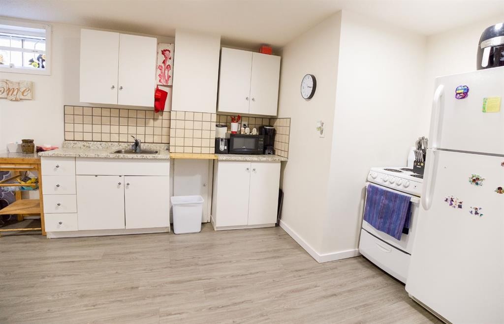 4122 50 Street, Red Deer, AB