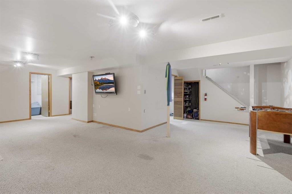 6124 Hamilton Drive, Red Deer, AB - Indoor