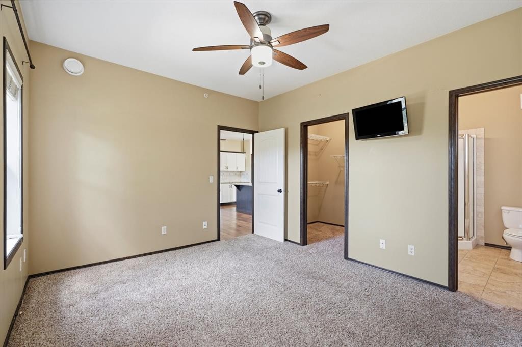 301-3505 51 Avenue, Red Deer, AB - Indoor Photo Showing Other Room