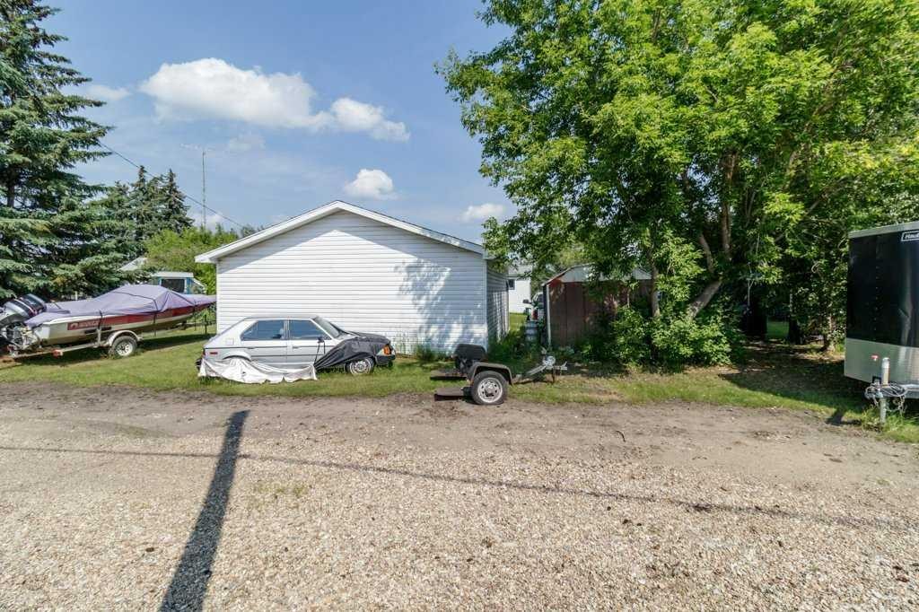 1836 21 Avenue, Delburne, AB