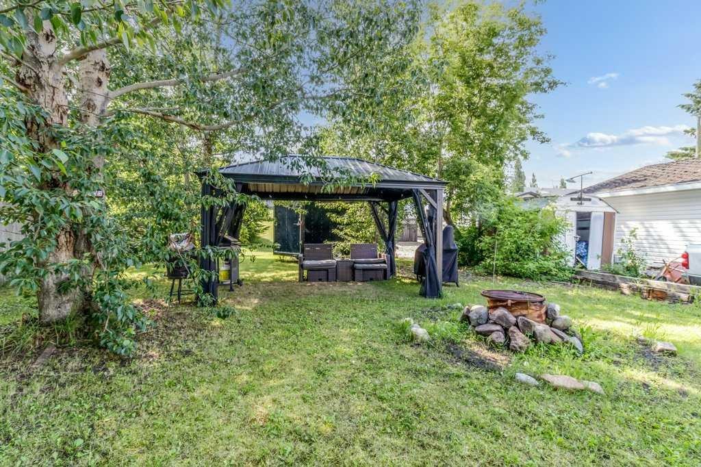 1836 21 Avenue, Delburne, AB