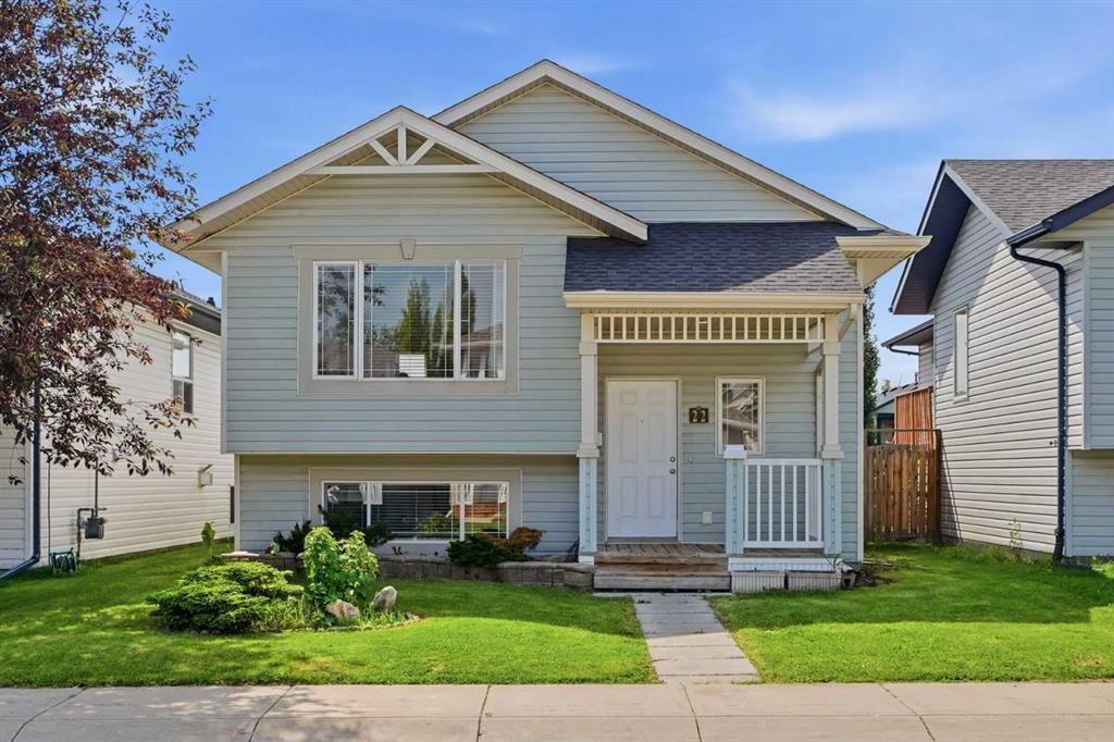 22 Lanterman Close, Red Deer, AB