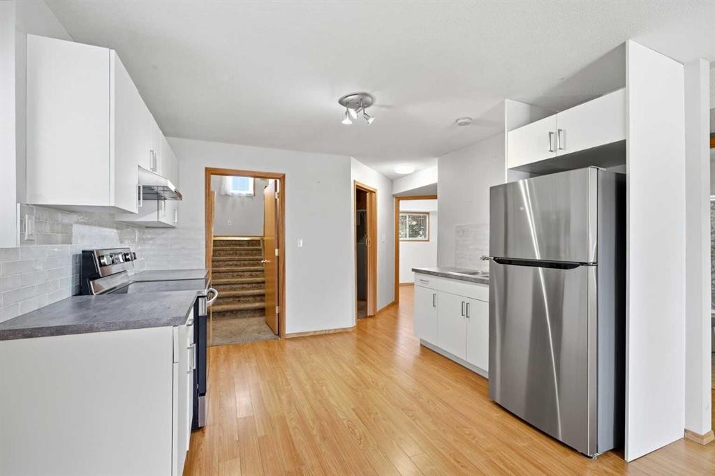 22 Lanterman Close, Red Deer, AB
