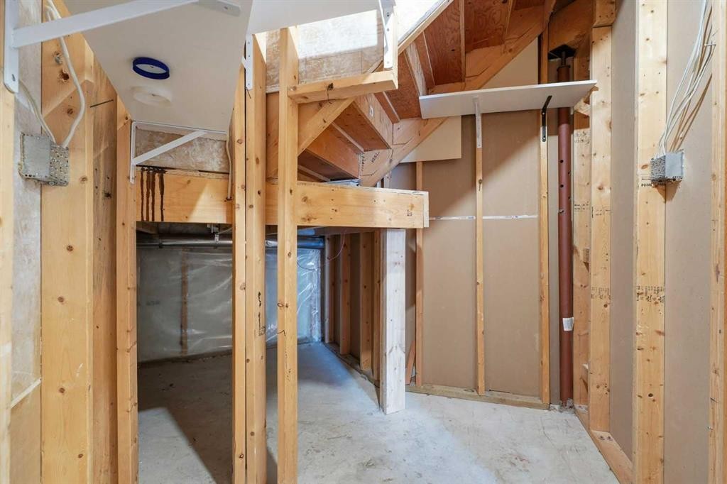 22 Lanterman Close, Red Deer, AB