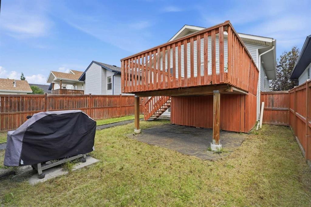 22 Lanterman Close, Red Deer, AB