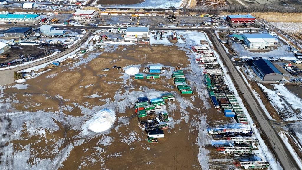 14 Charles Industrial Way, Sylvan Lake, AB