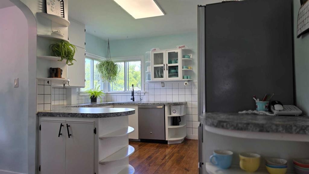 5105 Windsor Avenue, Coronation, AB - Indoor