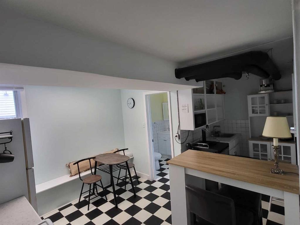 5105 Windsor Avenue, Coronation, AB - Indoor