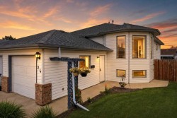 24 Wildrose Drive Sylvan Lake, AB T4S 1G4