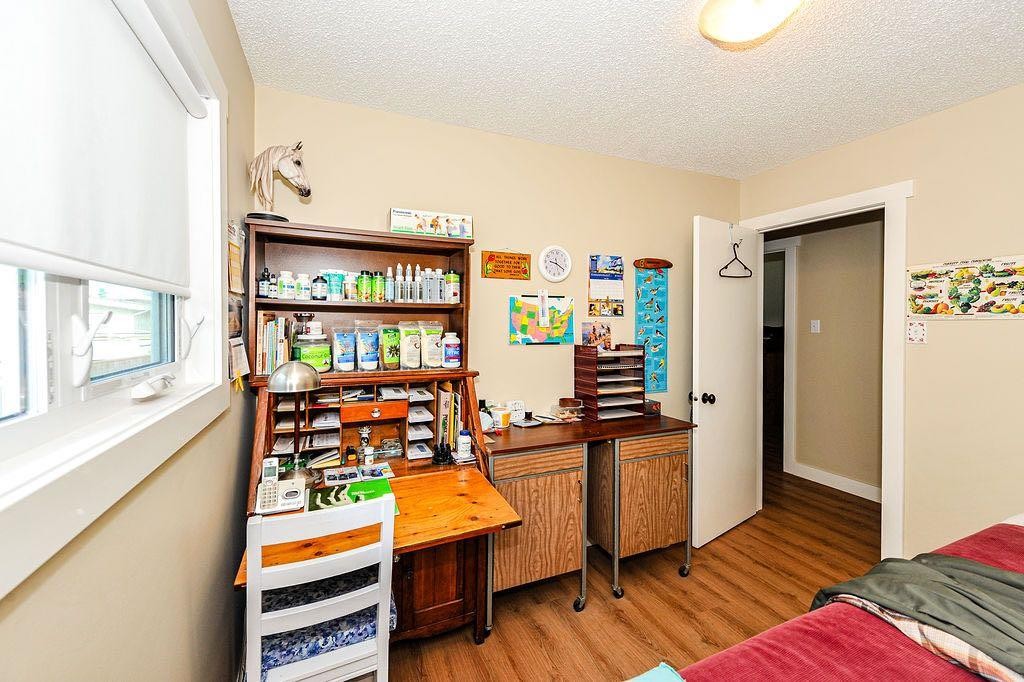 4310A 65 Street, Camrose, AB - Indoor