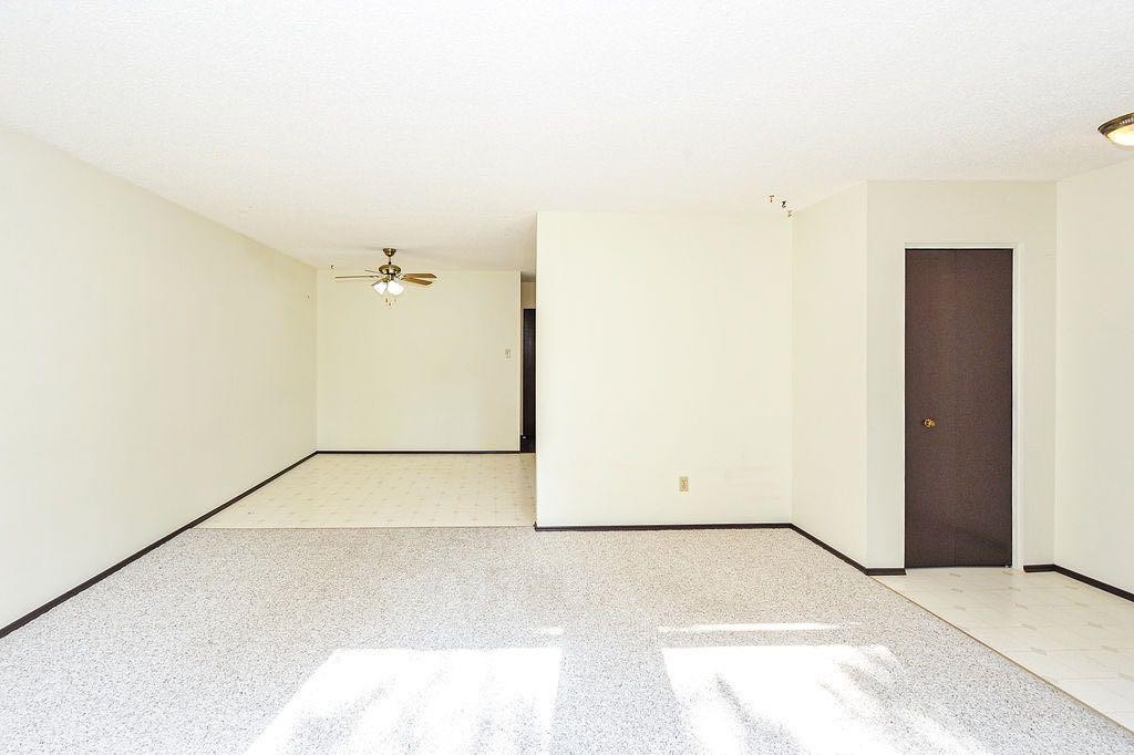 4310B 65 Street, Camrose, AB - Indoor Photo Showing Other Room
