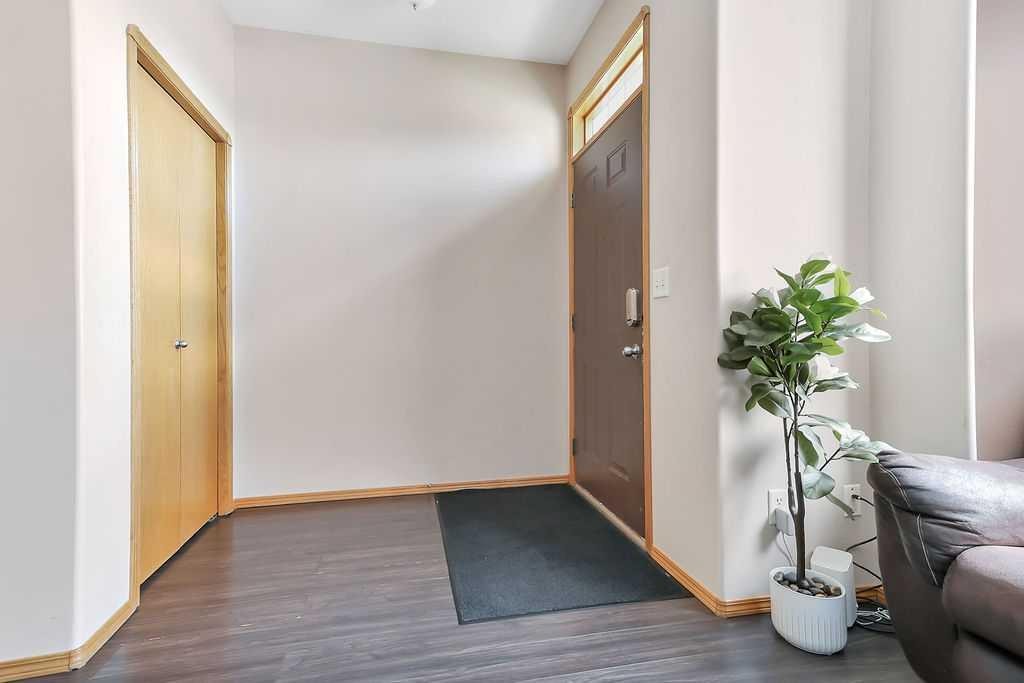 49 Abel Close, Red Deer, AB - Indoor Photo Showing Other Room