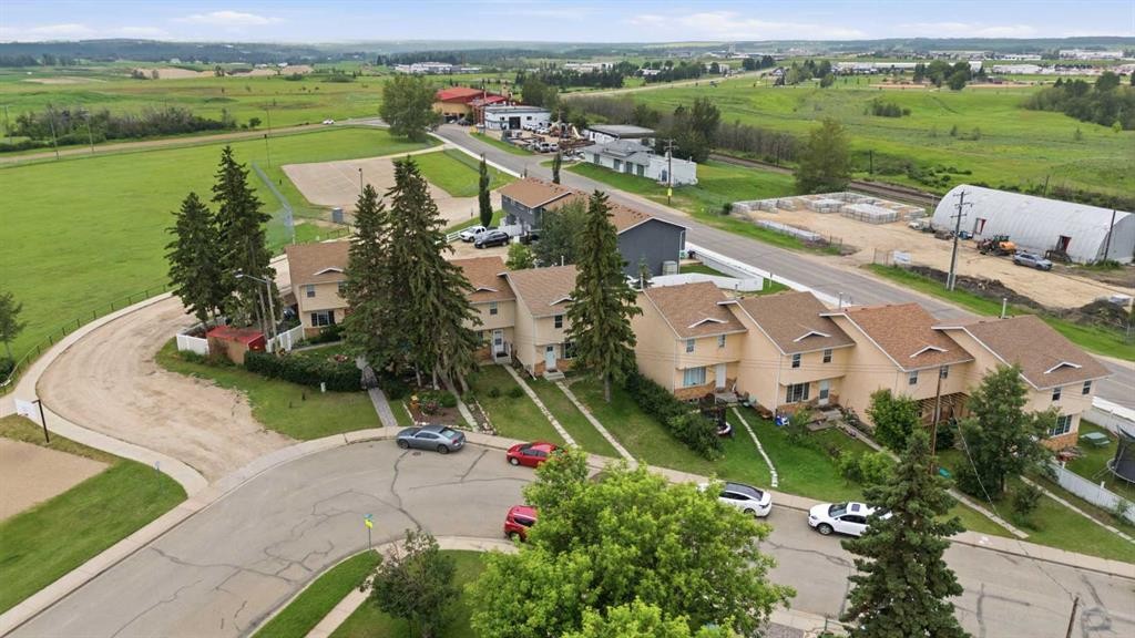 4808 Landsdown Avenue, Blackfalds, AB - Outdoor With View