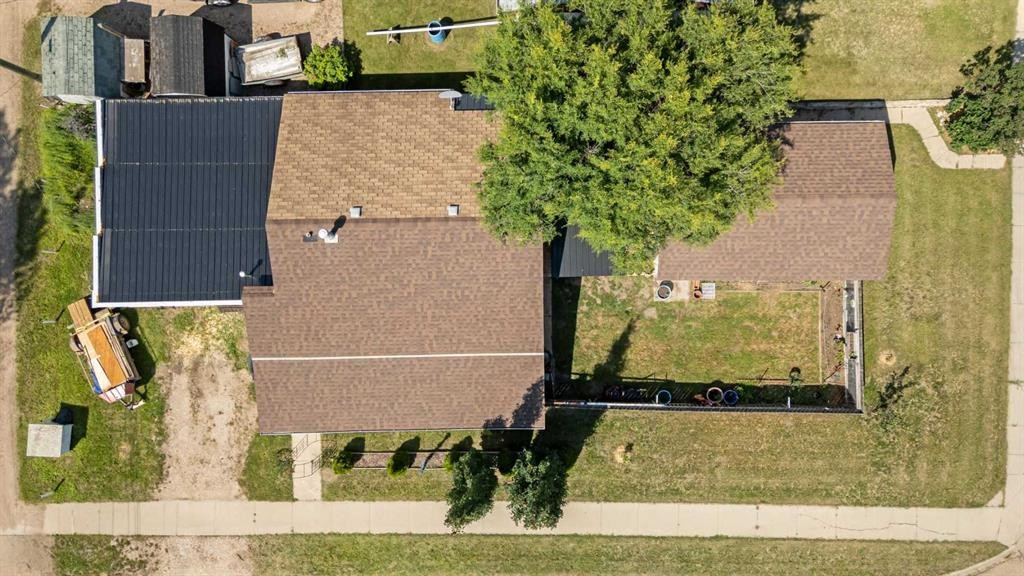 4704 50 Avenue, Killam, AB - Outdoor