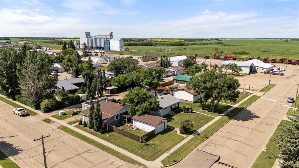 4704 50 Avenue, Killam, AB - Outdoor With View