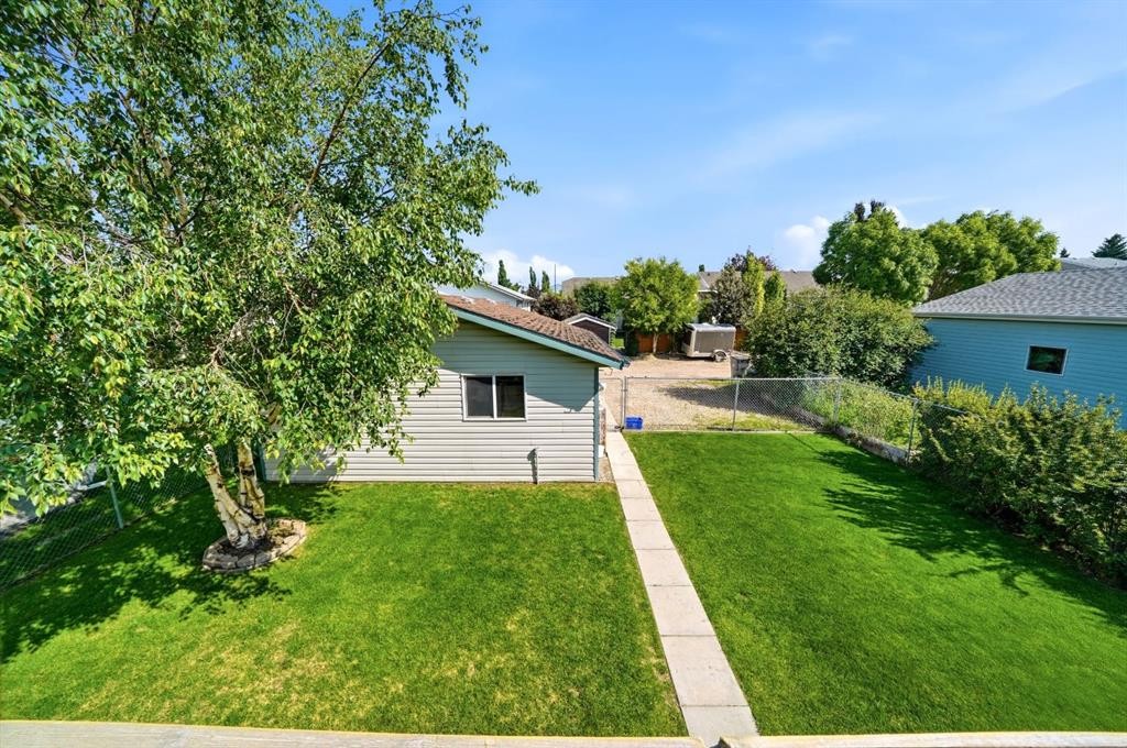 155 Lampard Crescent, Red Deer, AB - Outdoor