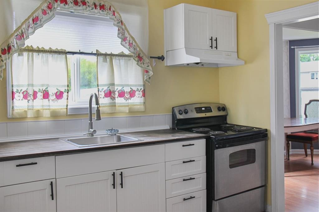 5213 49 Street, Daysland, AB