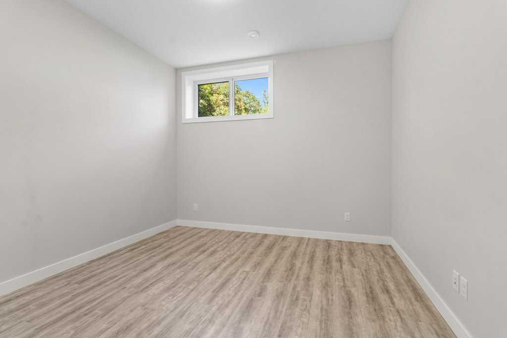 3902 46 Street, Red Deer, AB - Indoor Photo Showing Other Room